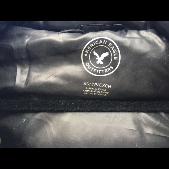 American Eagle puffy vest - Picture 3 of 4